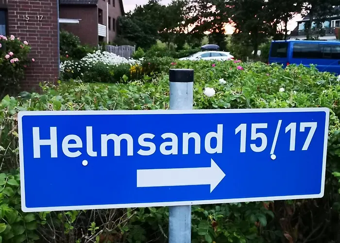 Gruene Duene Meerblick Spitze *