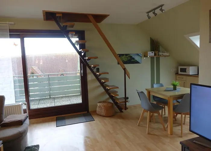 Gruene Duene Meerblick Spitze *