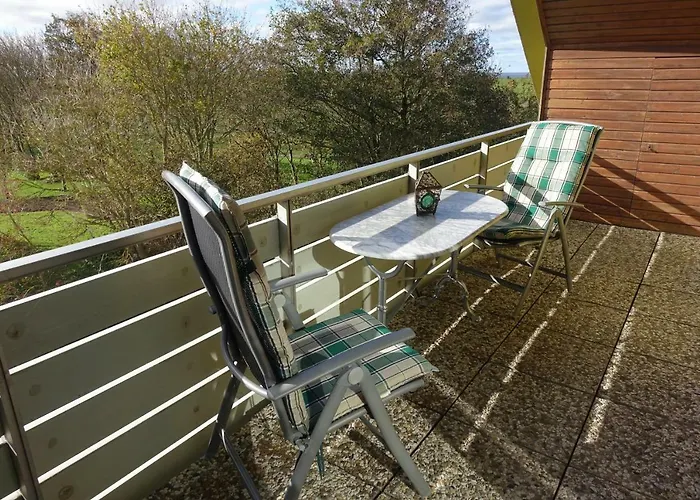 Gruene Duene Meerblick Spitze